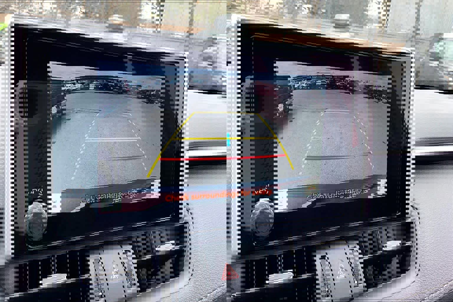 Used 2025 Toyota RAV4 XLE Premium image 27