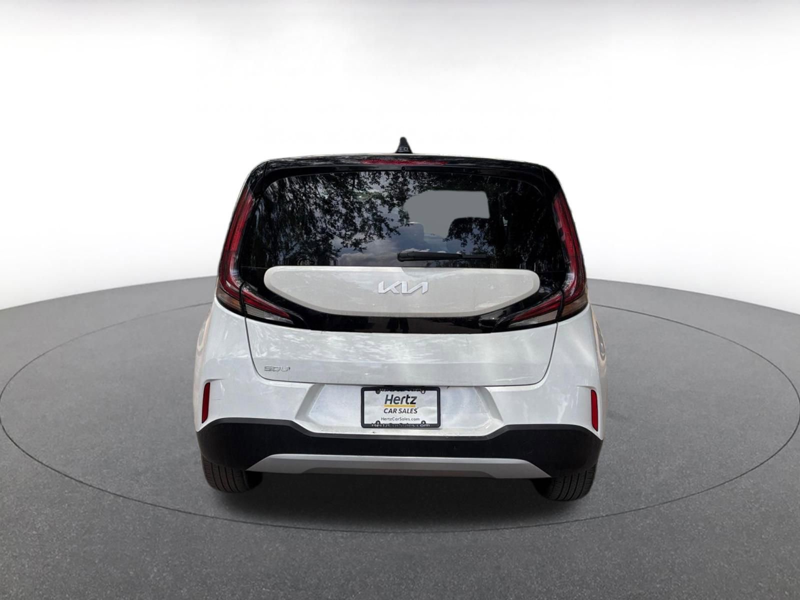 Used 2025 Kia Soul LX w/ LX Technology Package FWD image 6