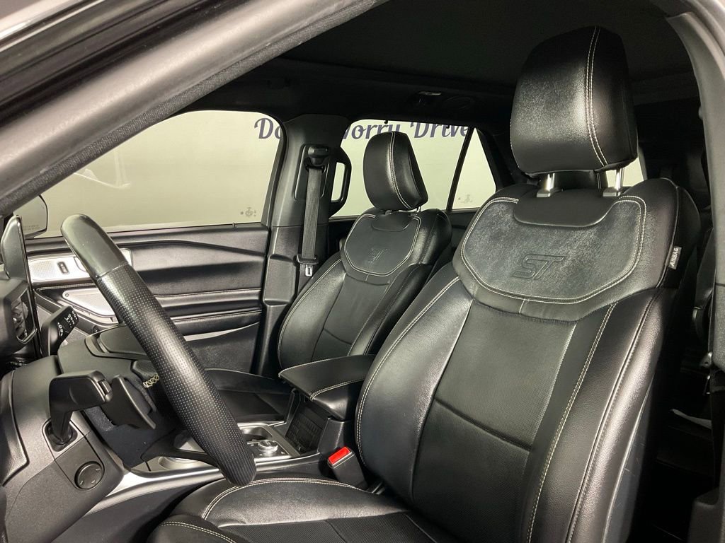 Certified 2020 Ford Explorer ST w/ ST Street Pack AWD/4WD image 14