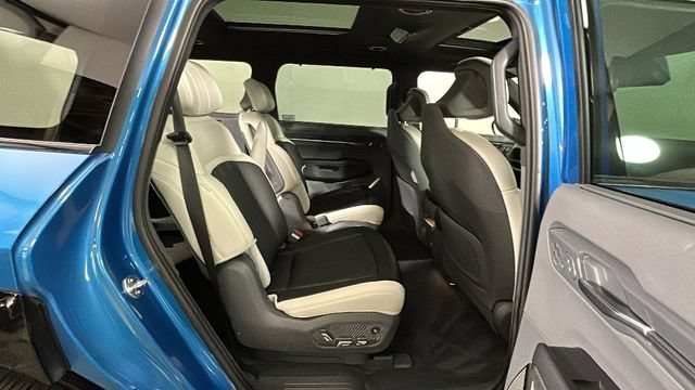 Used 2024 Kia EV9 GT-Line AWD/4WD image 32