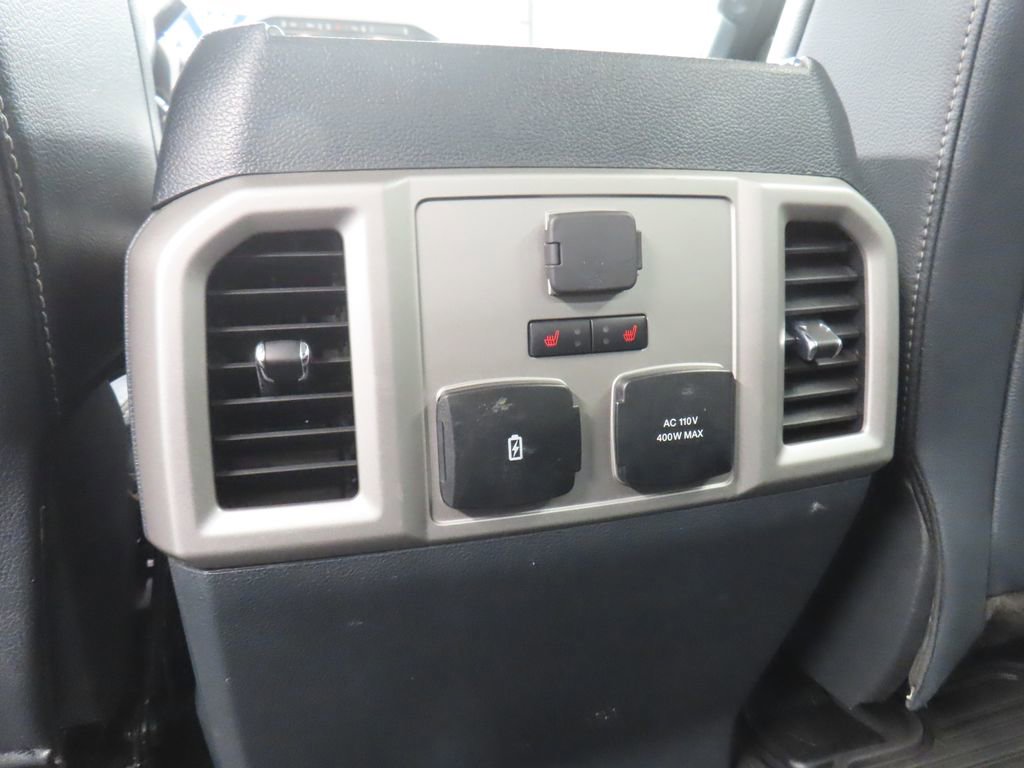 Used 2022 Ford F250 Lariat w/ Black Appearance Pkg AWD/4WD image 14