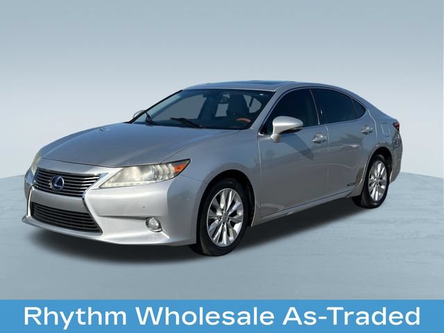 Used 2013 Lexus ES 300h w/ Luxury Pkg FWD image 3