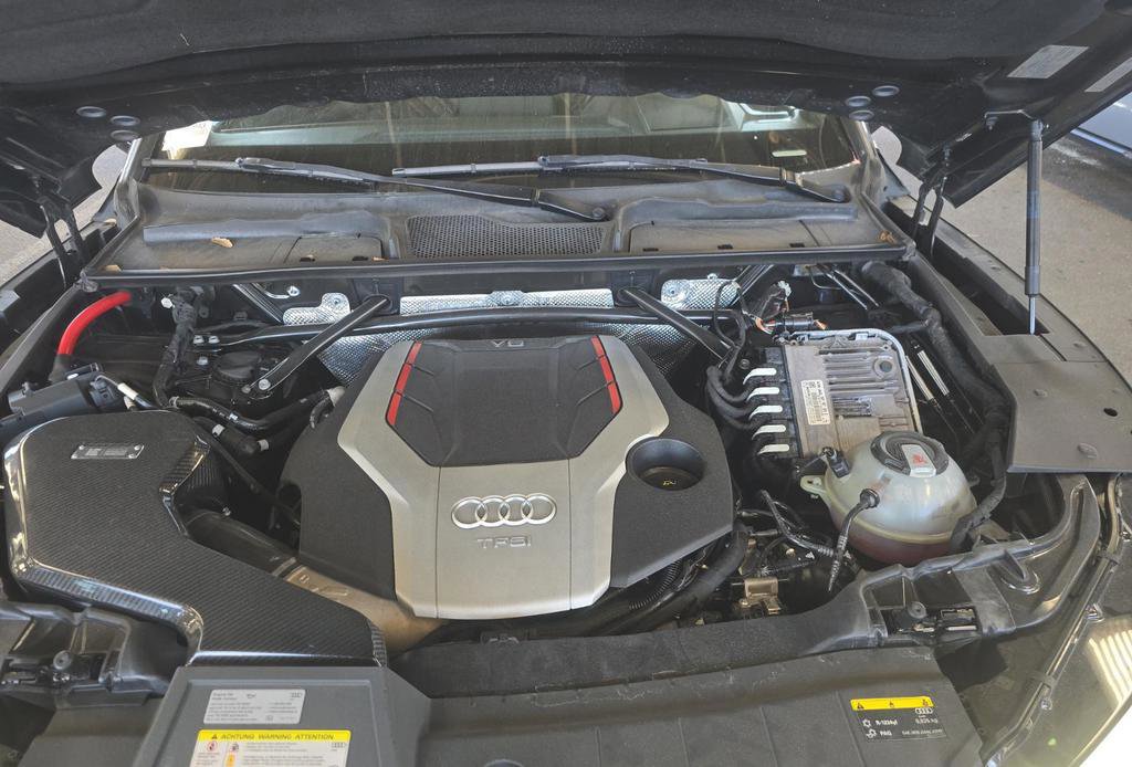 Used 2018 Audi SQ5 Prestige w/ Prestige Package image 10