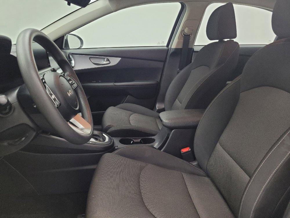 Used 2024 Kia Forte LXS FWD image 17