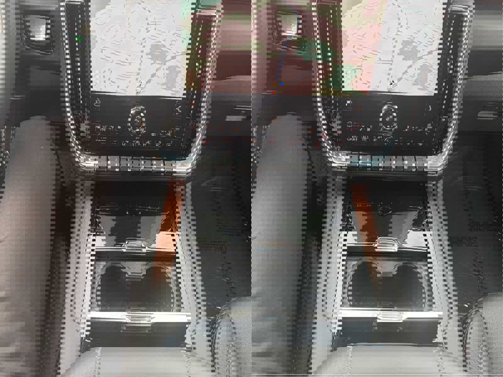 Used 2025 GMC Yukon XL Denali AWD/4WD image 18