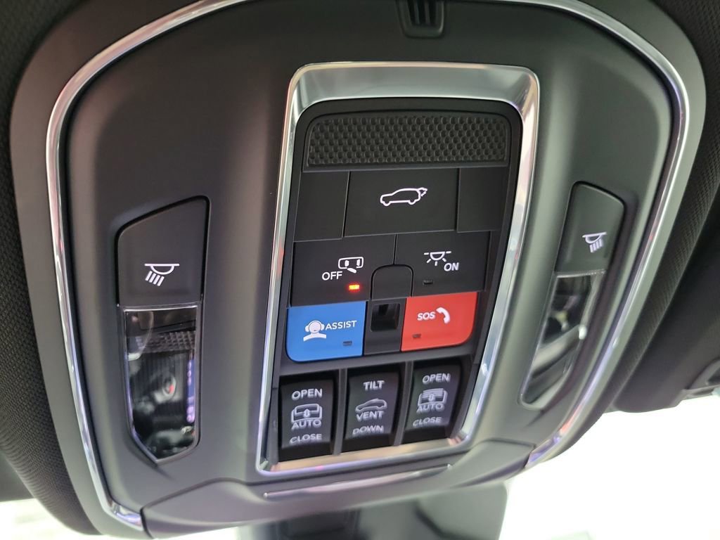 New 2025 Jeep Grand Cherokee L Limited w/ Black Appearance Package image 20