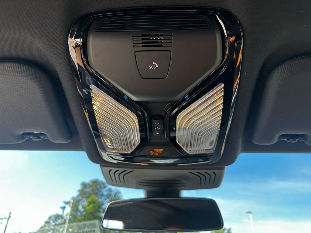 Certified 2025 BMW X4 xDrive30i image 23