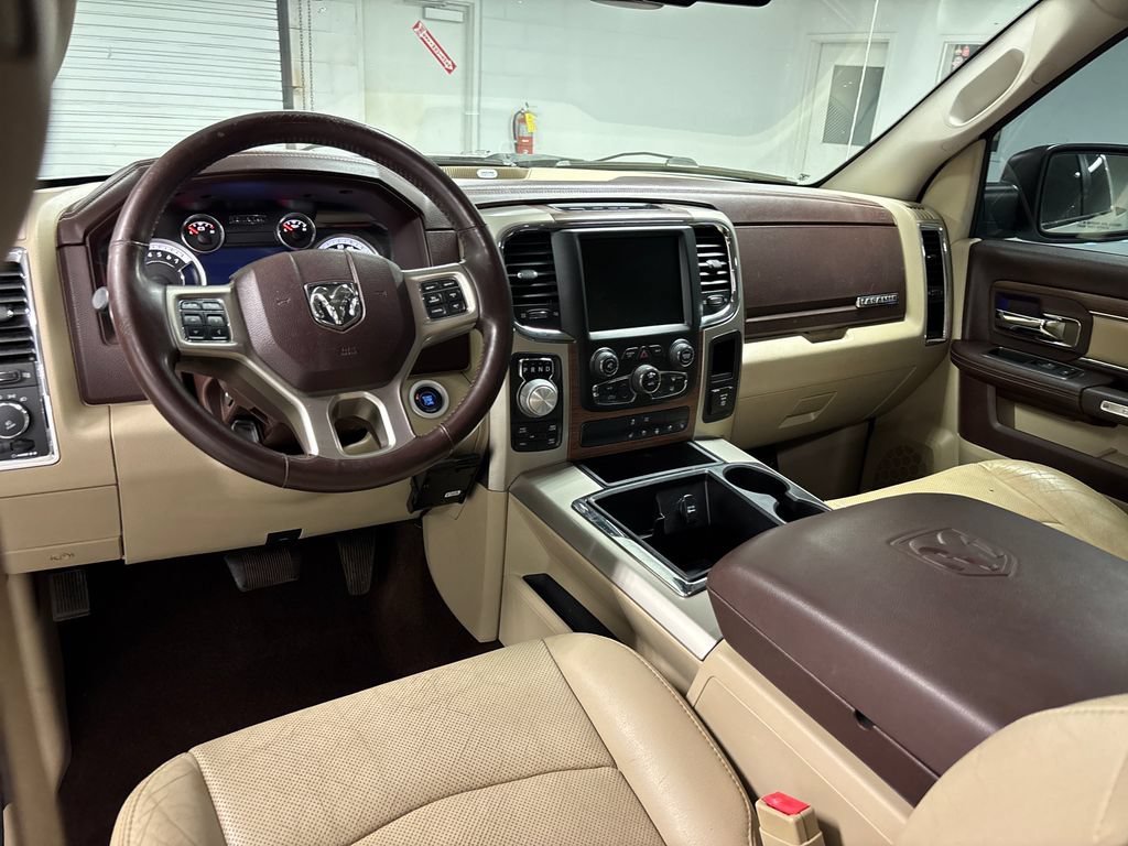 Used 2015 RAM 1500 Laramie w/ Convenience Group AWD/4WD image 26