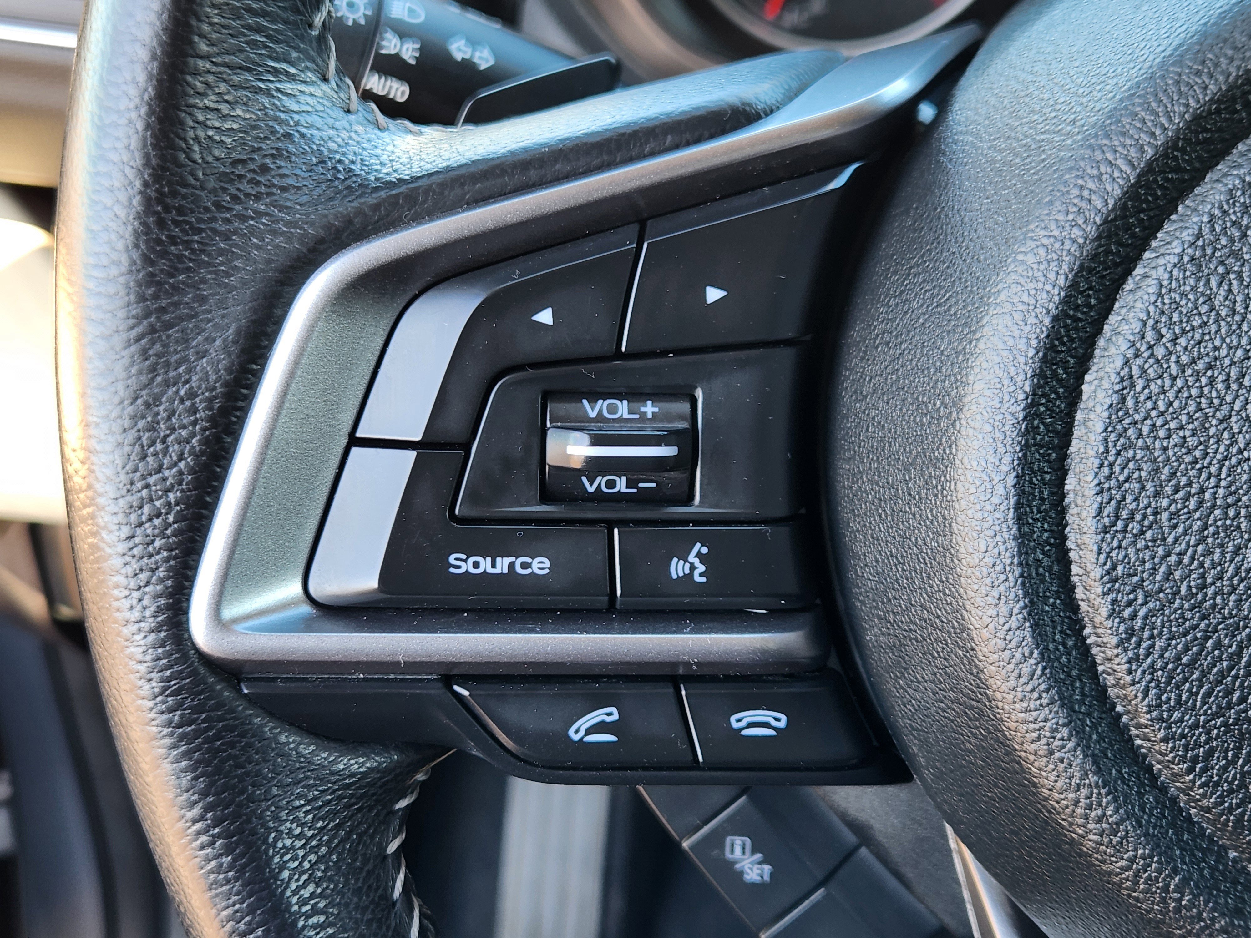 Used 2021 Subaru Ascent Premium w/ Convenience Package image 24