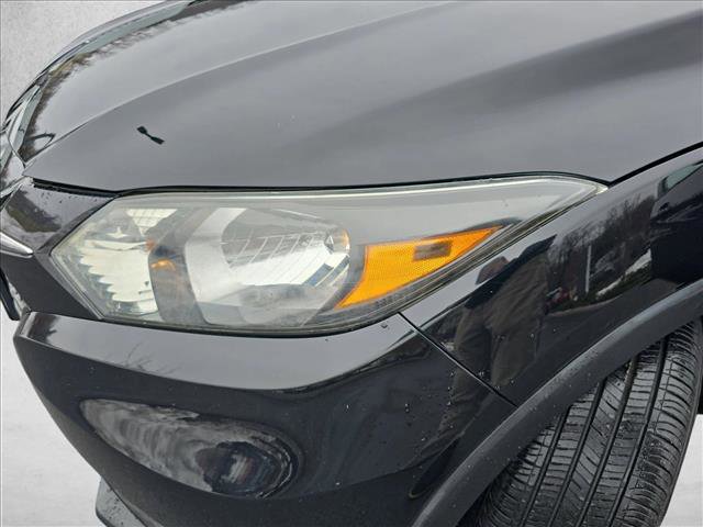 Used 2018 Honda HR-V LX image 29