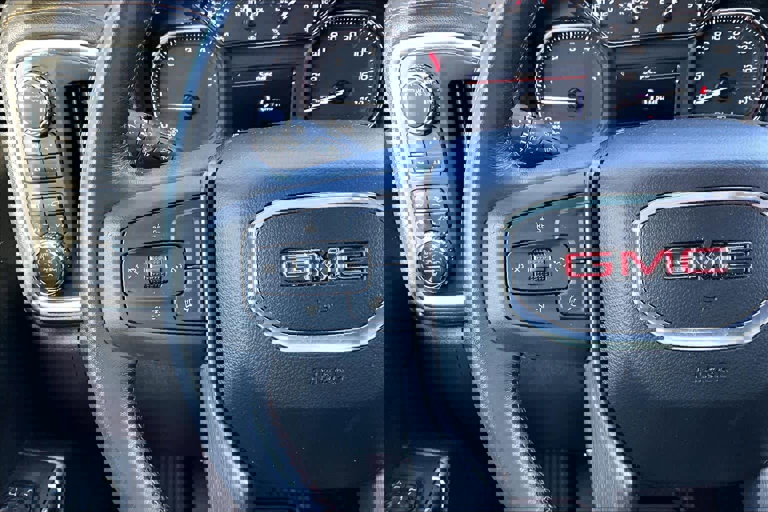 Used 2022 GMC Sierra 2500 AT4 image 23