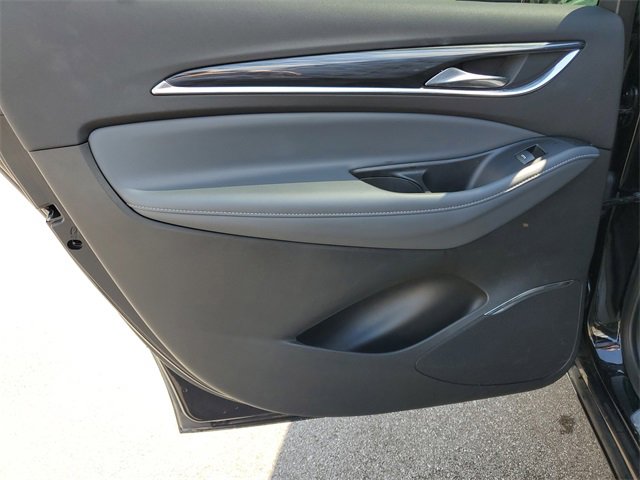 Used 2024 Buick Enclave Premium image 24