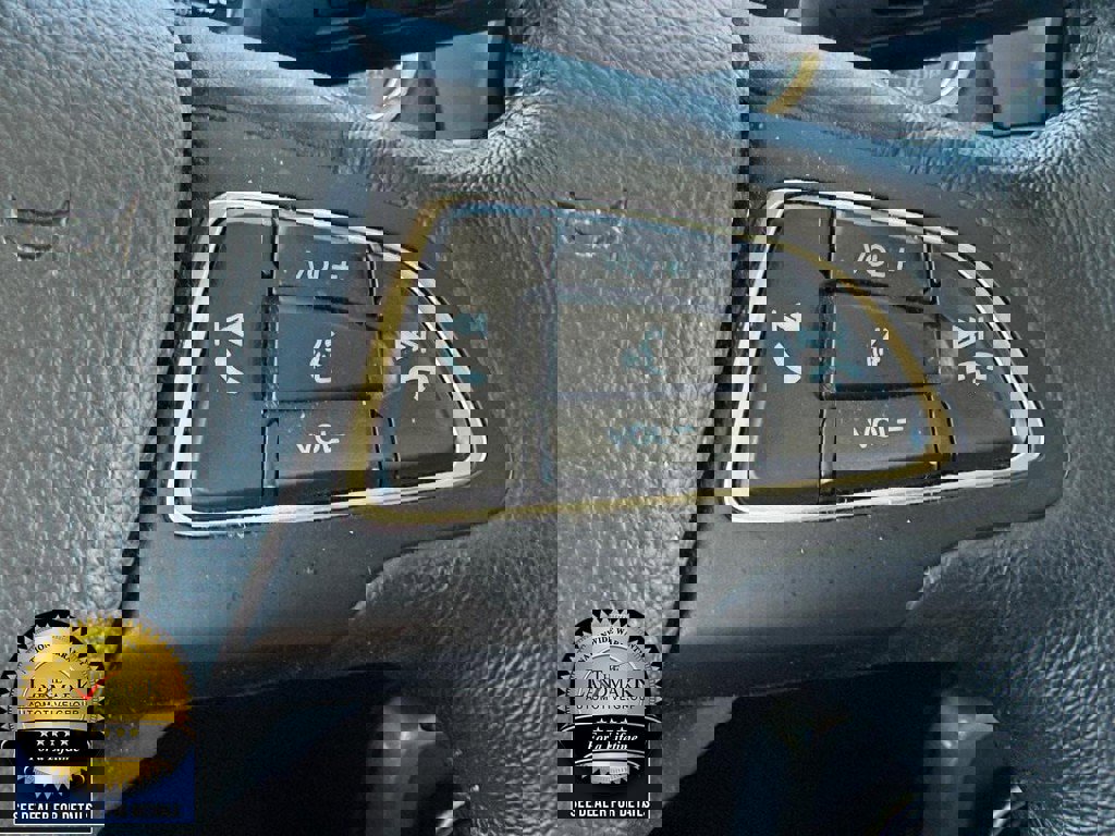 Used 2018 Ford EcoSport SE w/ SE Convenience Package image 11