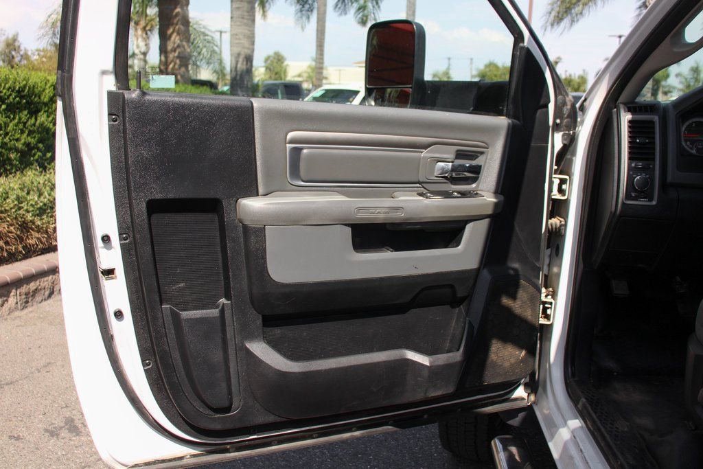 Used 2016 RAM 4500 Tradesman w/ Power Accessory Group image 17