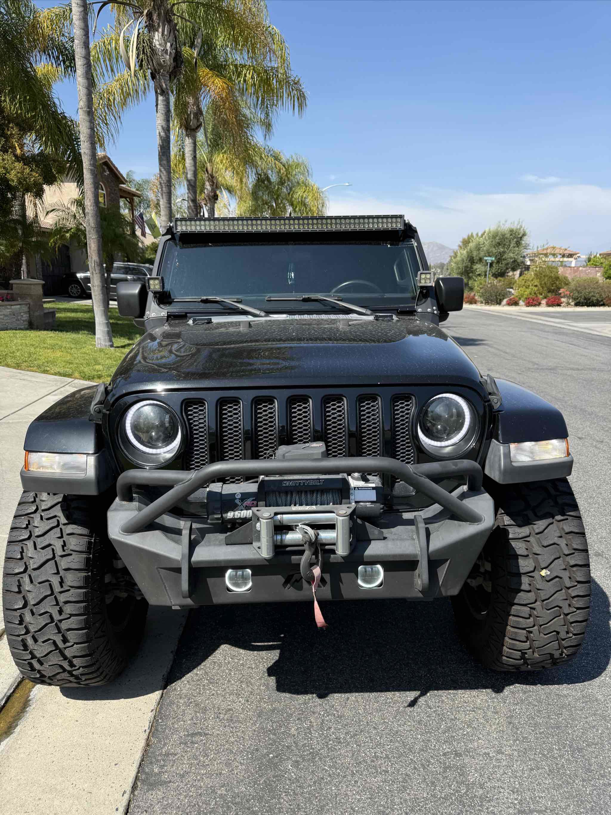 Used 2019 Jeep Wrangler Unlimited Sahara w/ Safety Group image 7