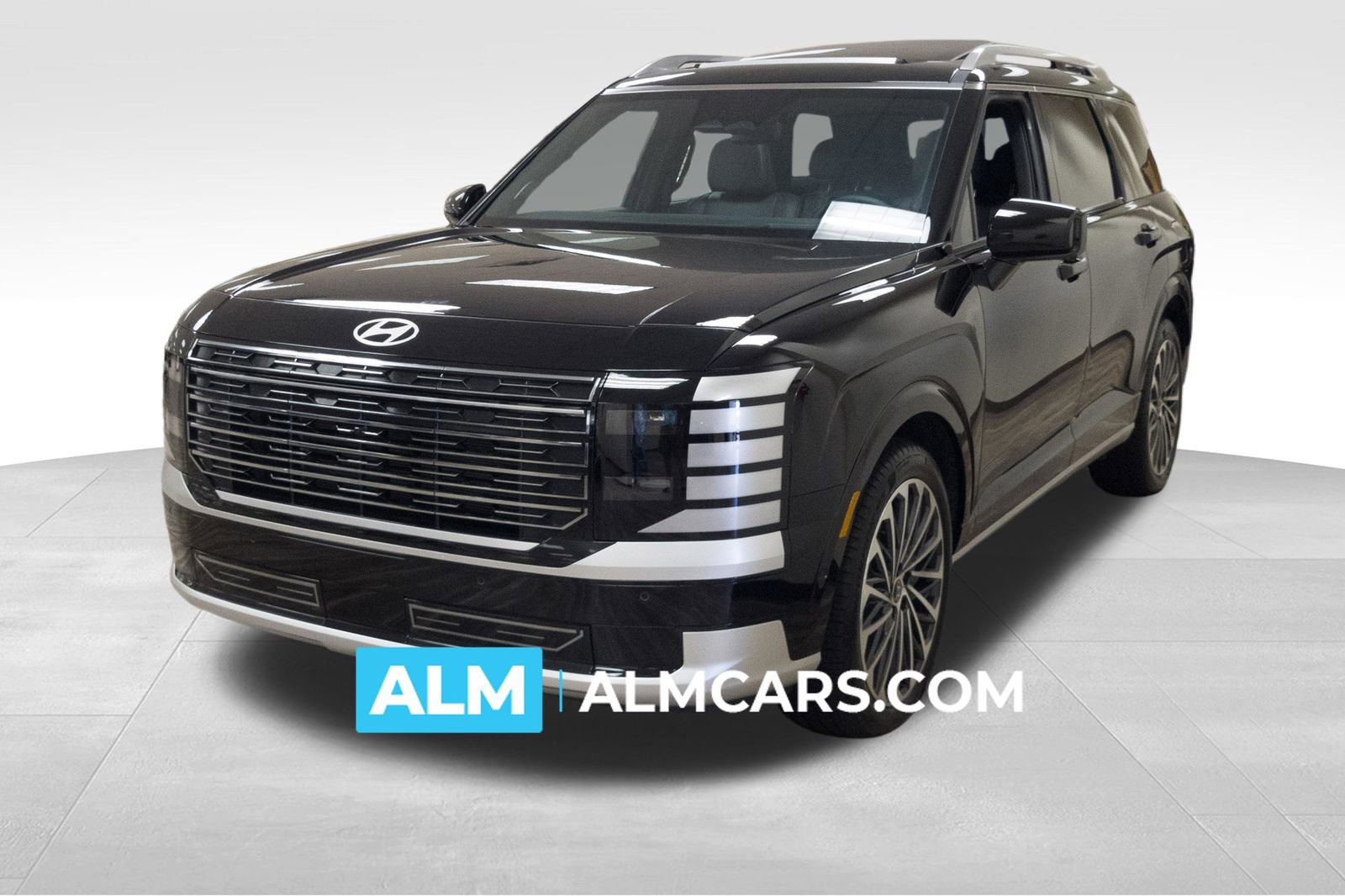 Used 2026 Hyundai Palisade Calligraphy image 1
