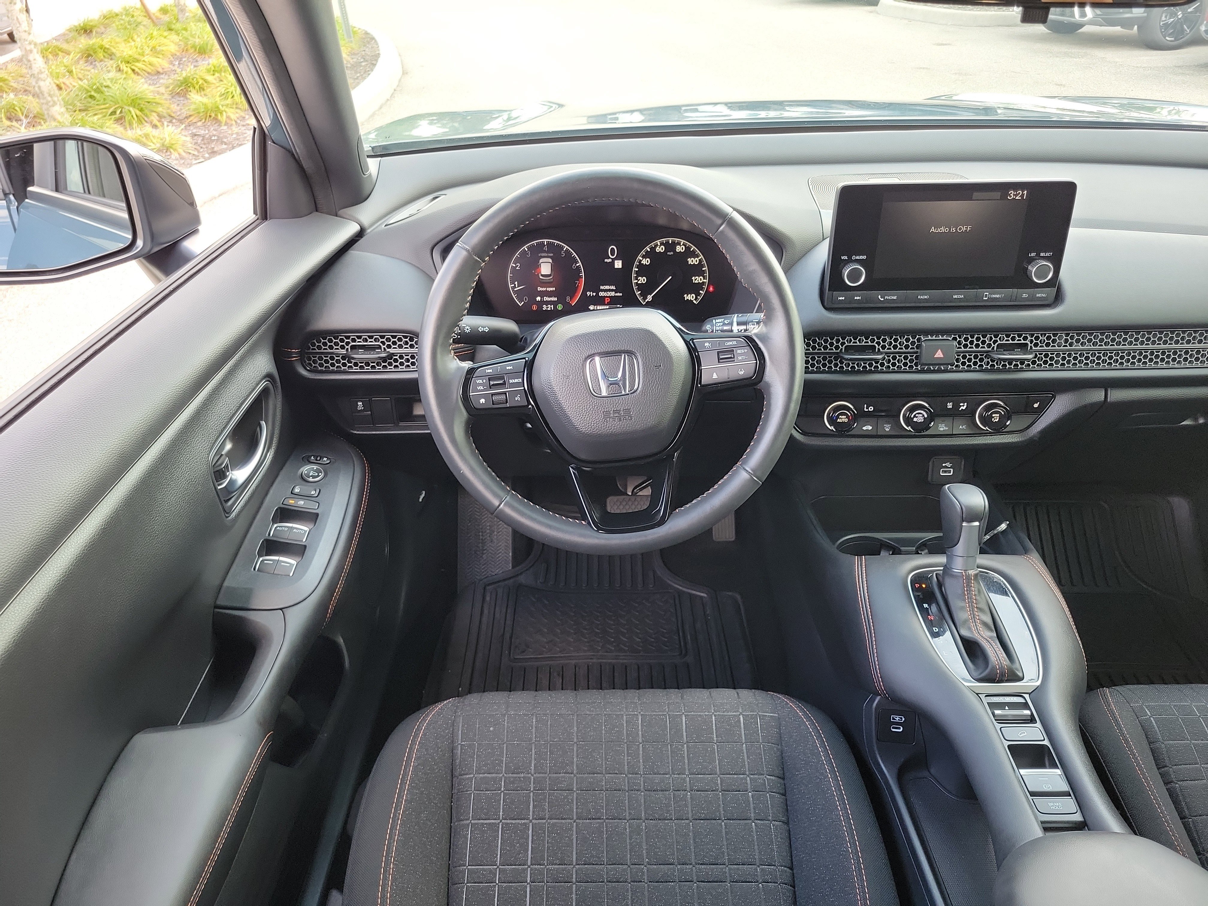 Used 2024 Honda HR-V Sport image 16