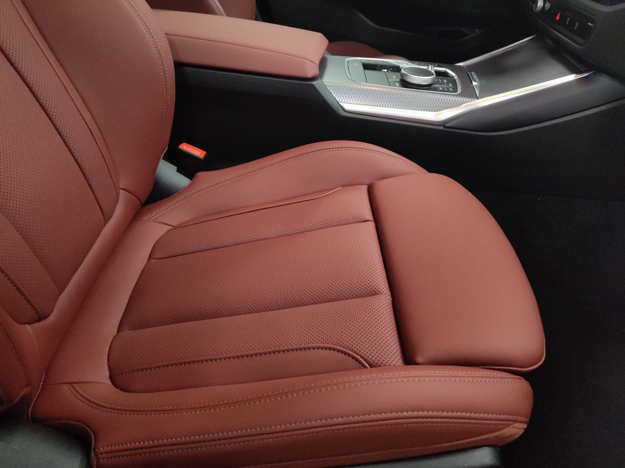 Used 2026 BMW 330i Sedan w/ Premium Package RWD image 23