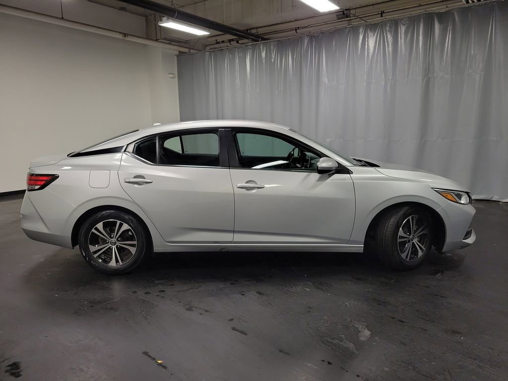 Used 2022 Nissan Sentra SV image 9