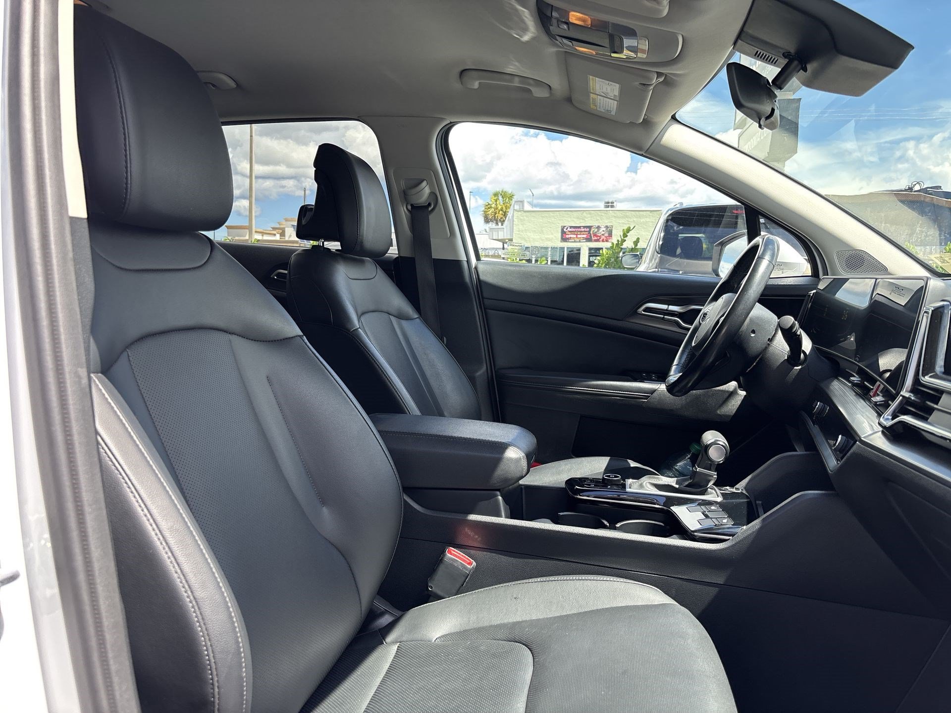 Certified 2024 Kia Sportage EX FWD image 23