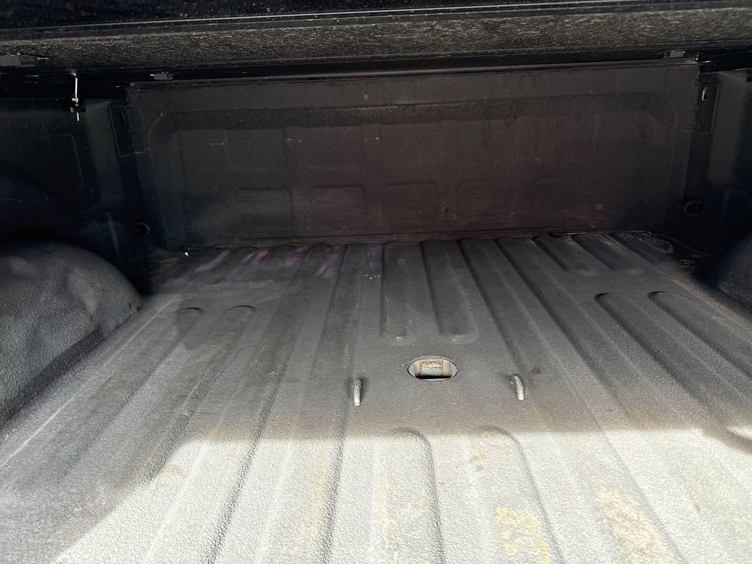 Used 2016 RAM 2500 SLT AWD/4WD image 14