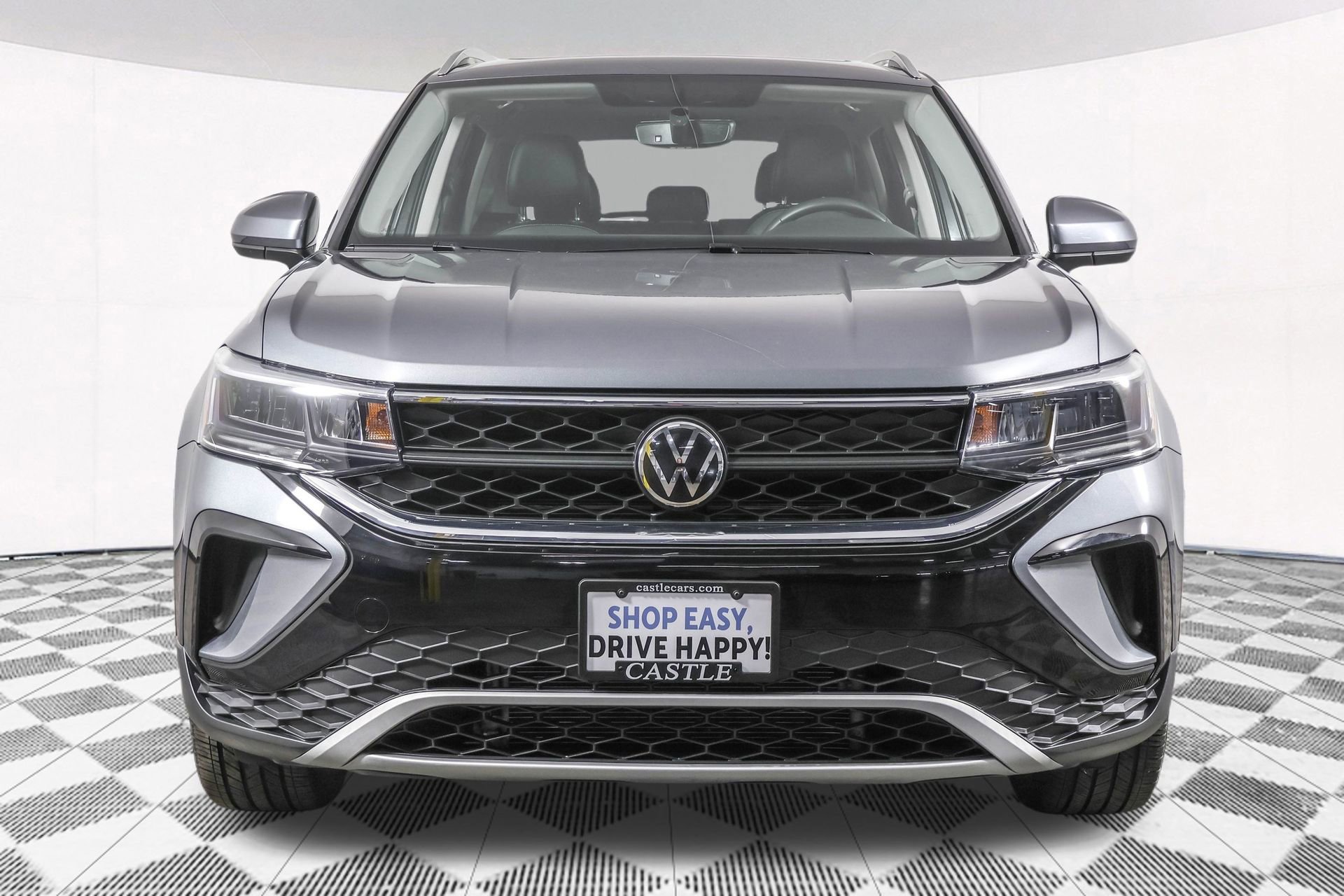 Used 2022 Volkswagen Taos SE w/ Panoramic Sunroof Package image 10