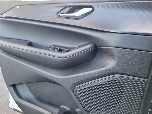 Certified 2024 Jeep Grand Cherokee L Laredo image 13