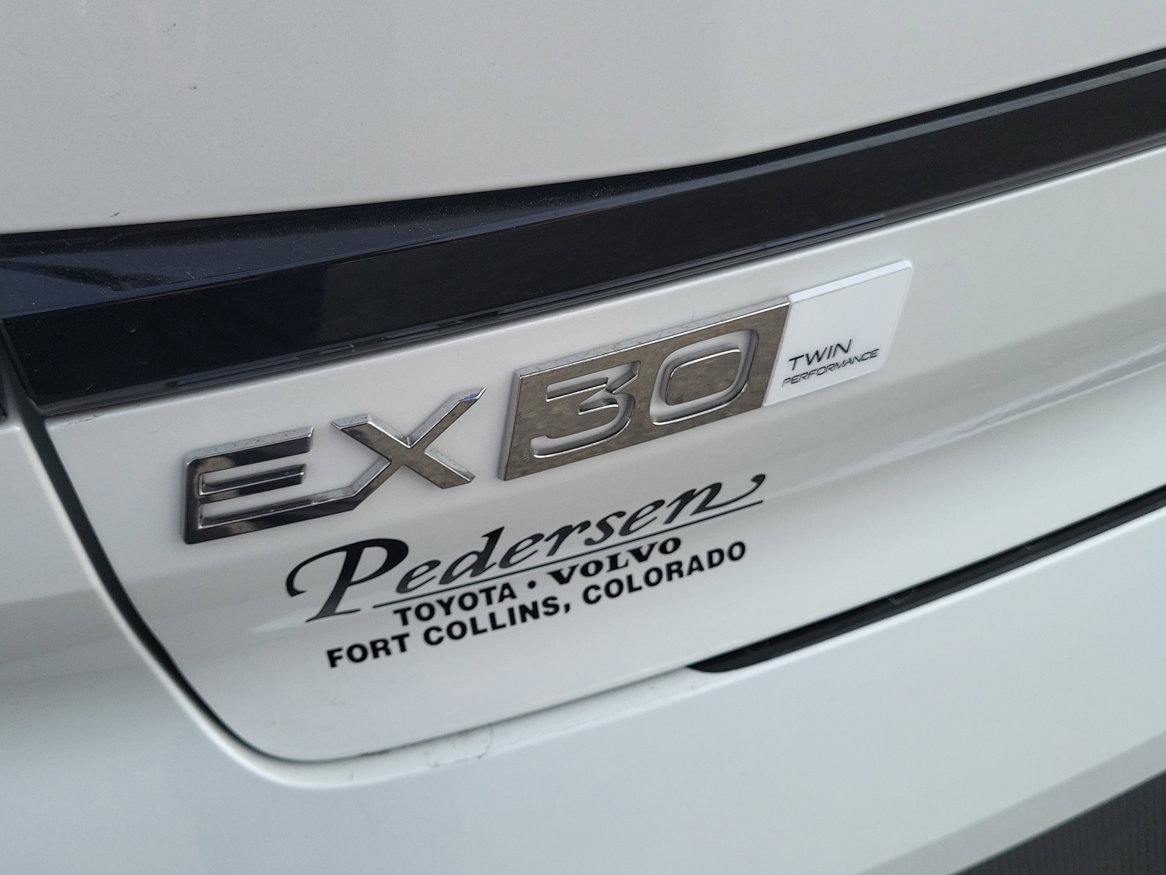 New 2025 Volvo EX30 Ultra w/ Climate Package image 8