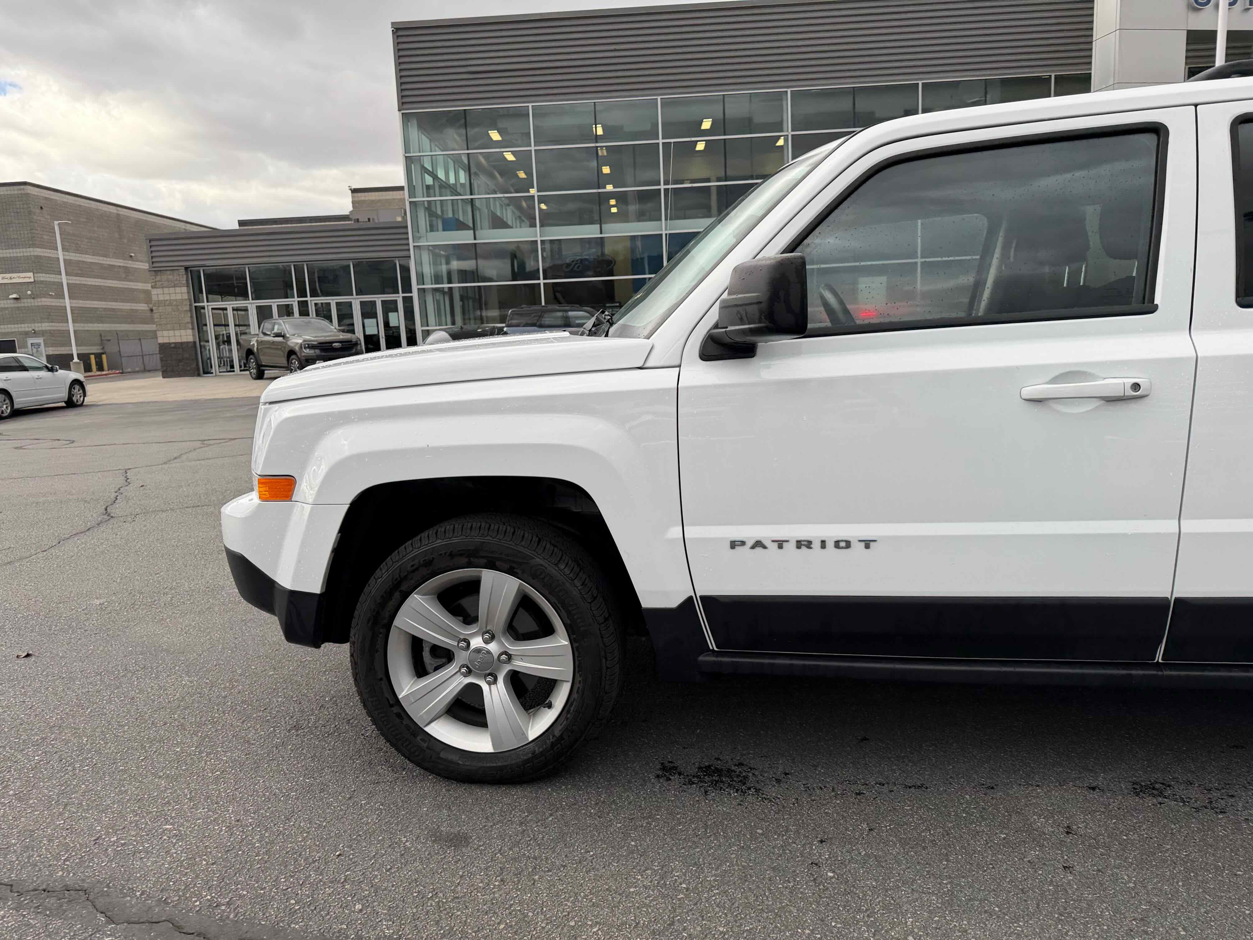 Used 2016 Jeep Patriot Latitude w/ Trailer Tow Prep Group image 2