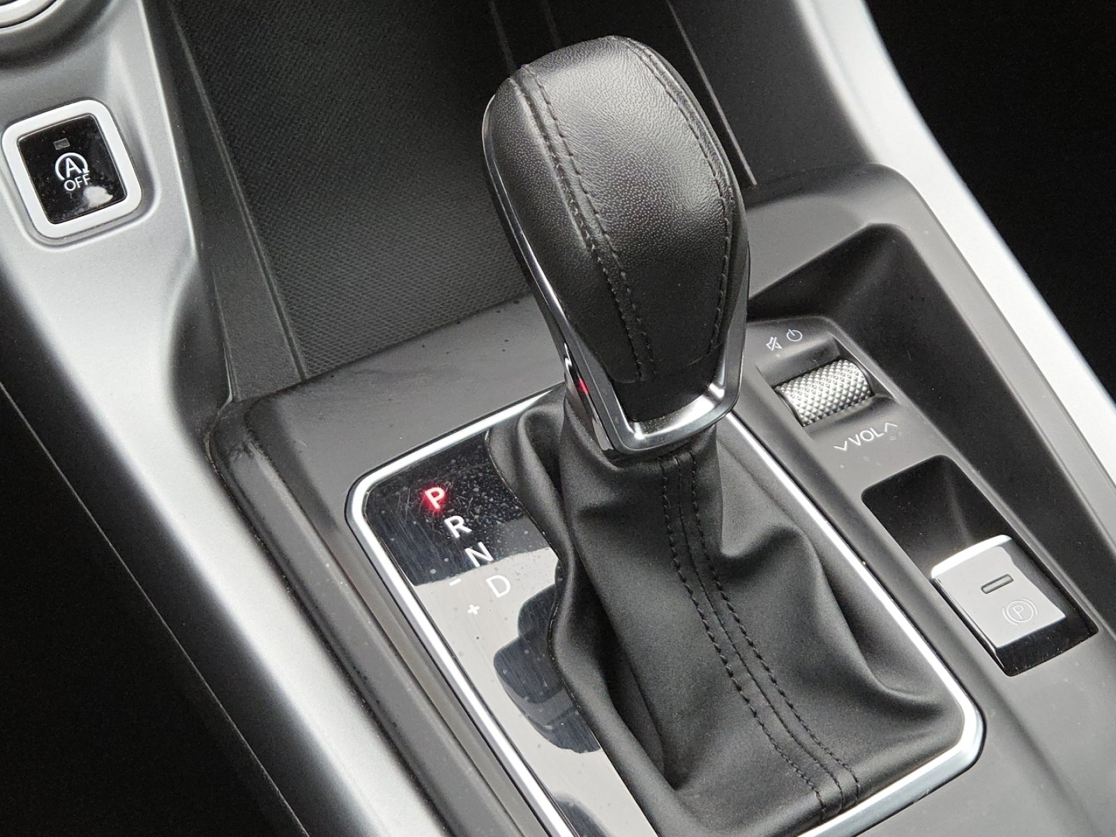 Used 2023 Dodge Hornet GT w/ GT Blacktop Package image 31