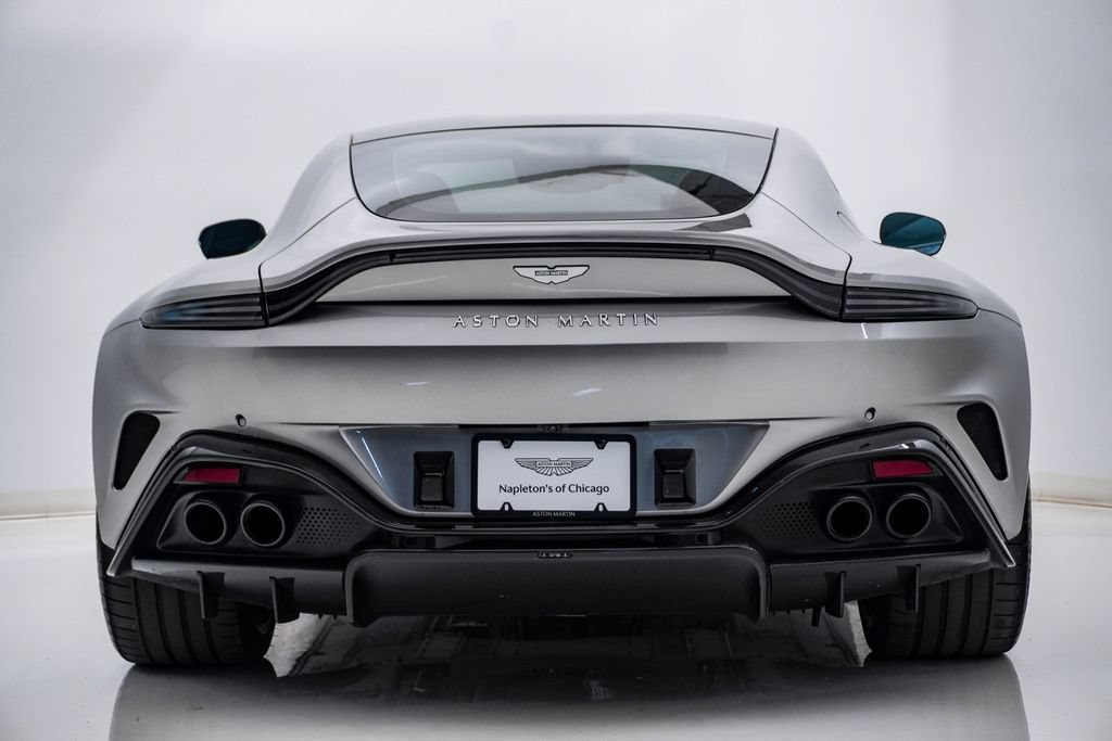 Used 2025 Aston Martin V8 Vantage Coupe RWD image 7