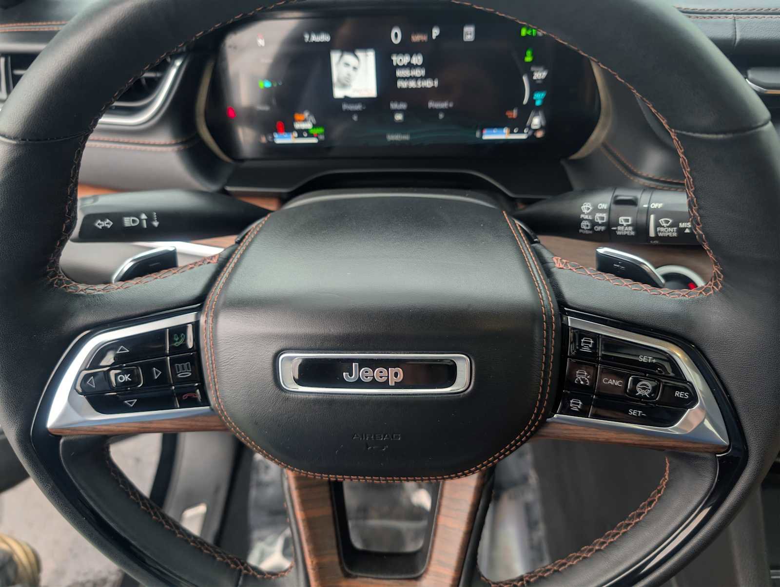 Used 2024 Jeep Grand Cherokee Summit w/ Advanced Protech Group IV image 20