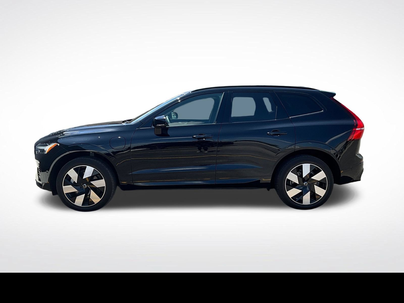Used 2023 Volvo XC60 T8 Ultimate AWD/4WD image 14