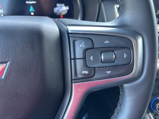 Used 2024 Chevrolet Suburban Premier image 16