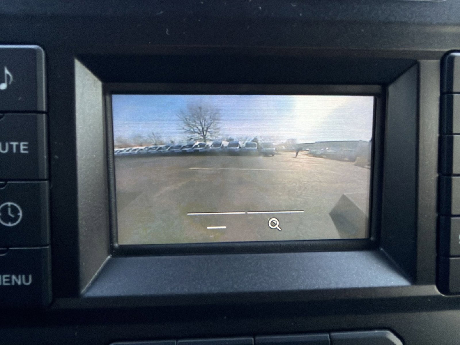 Used 2017 Ford F550 4x4 SuperCab Super Duty image 25