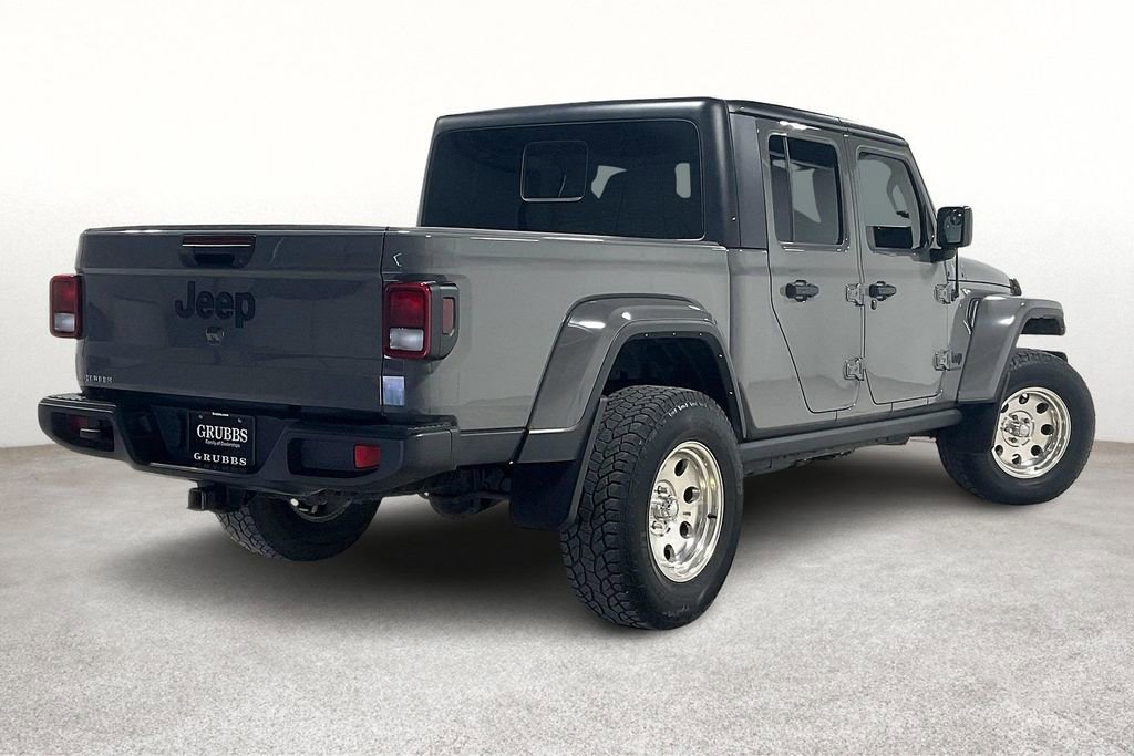 Used 2022 Jeep Gladiator Willys image 2