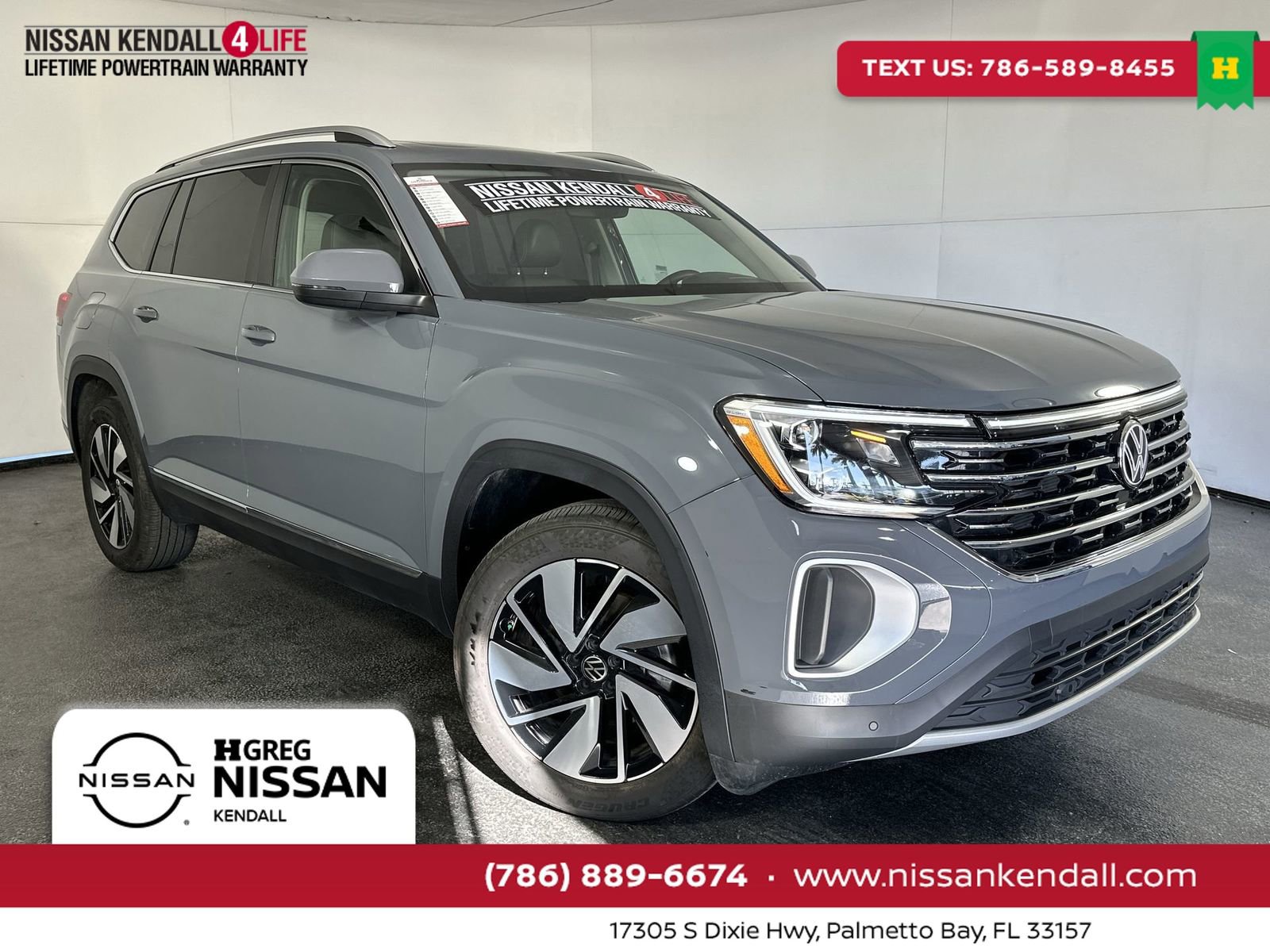 Used 2025 Volkswagen Atlas SEL AWD/4WD image 1
