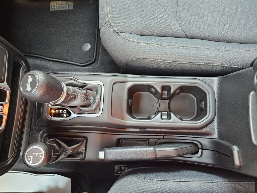 New 2025 Jeep Wrangler Sport S image 15