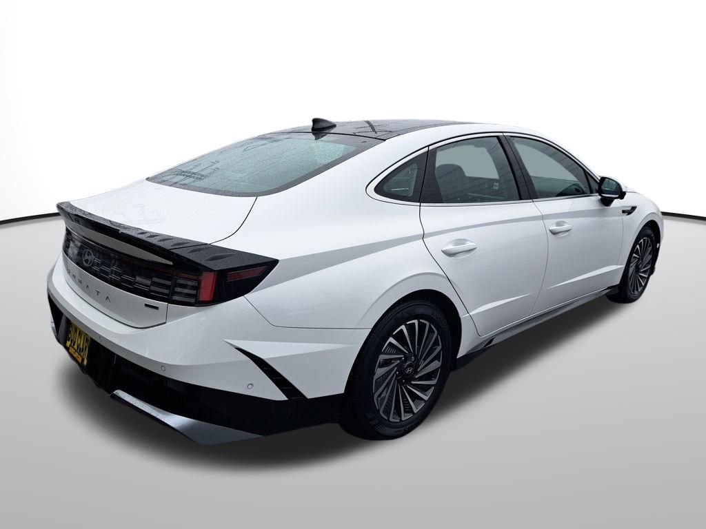 Used 2025 Hyundai Sonata Limited image 6
