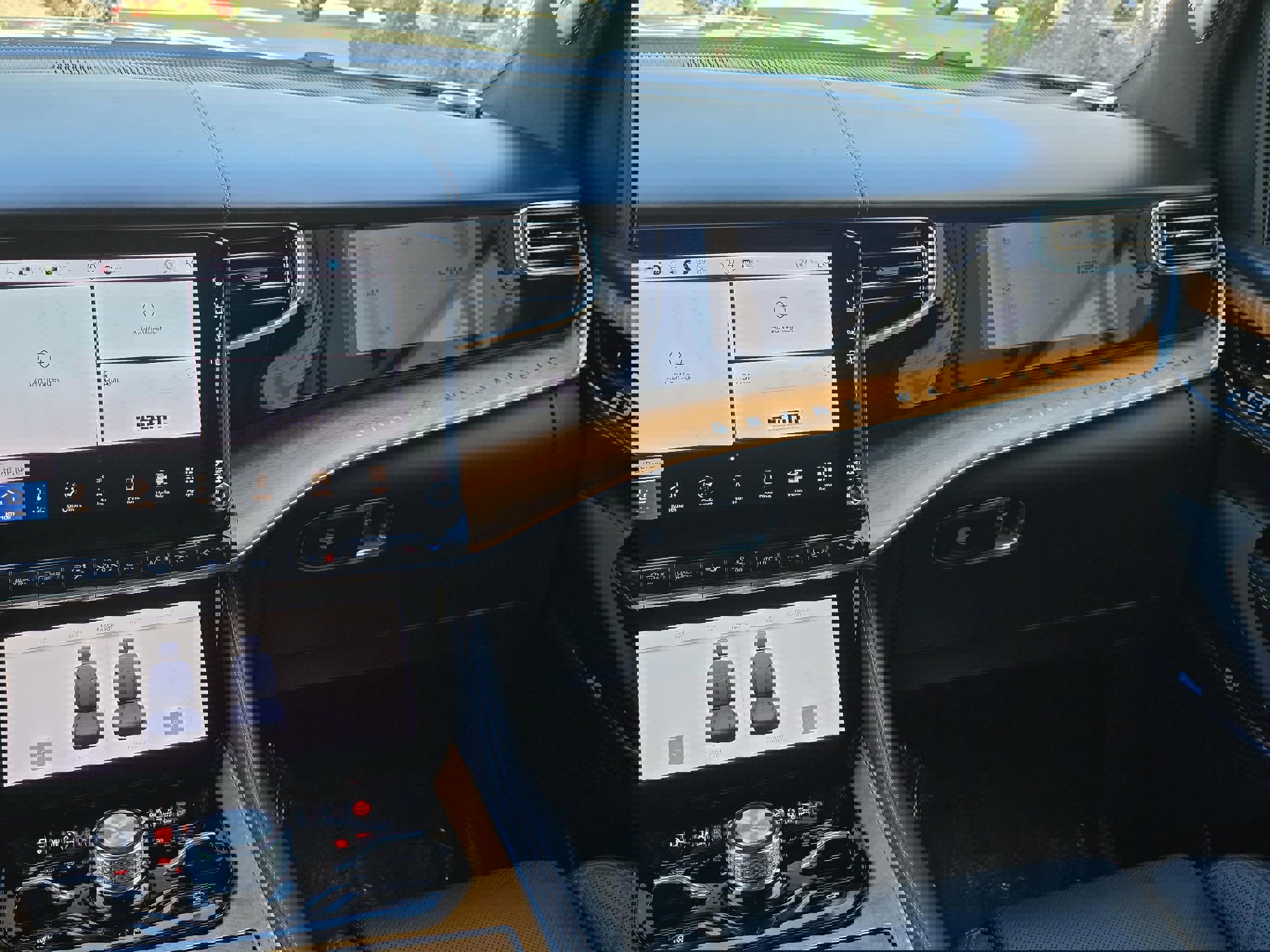 Used 2024 Jeep Grand Wagoneer L Series III image 56