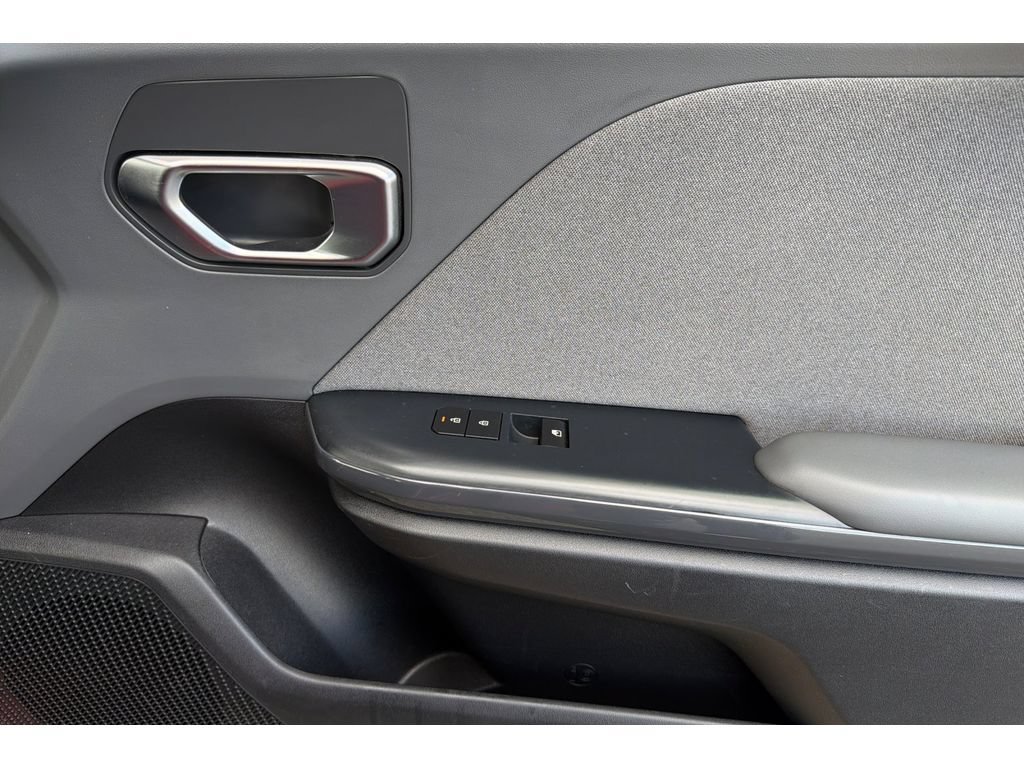 Used 2025 Kia K4 EX FWD image 18