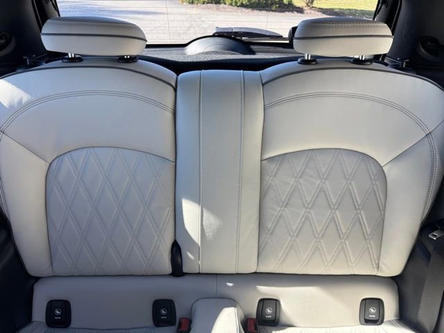 Used 2024 MINI Cooper SE image 24