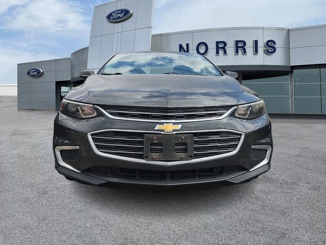 Used 2017 Chevrolet Malibu LS image 2