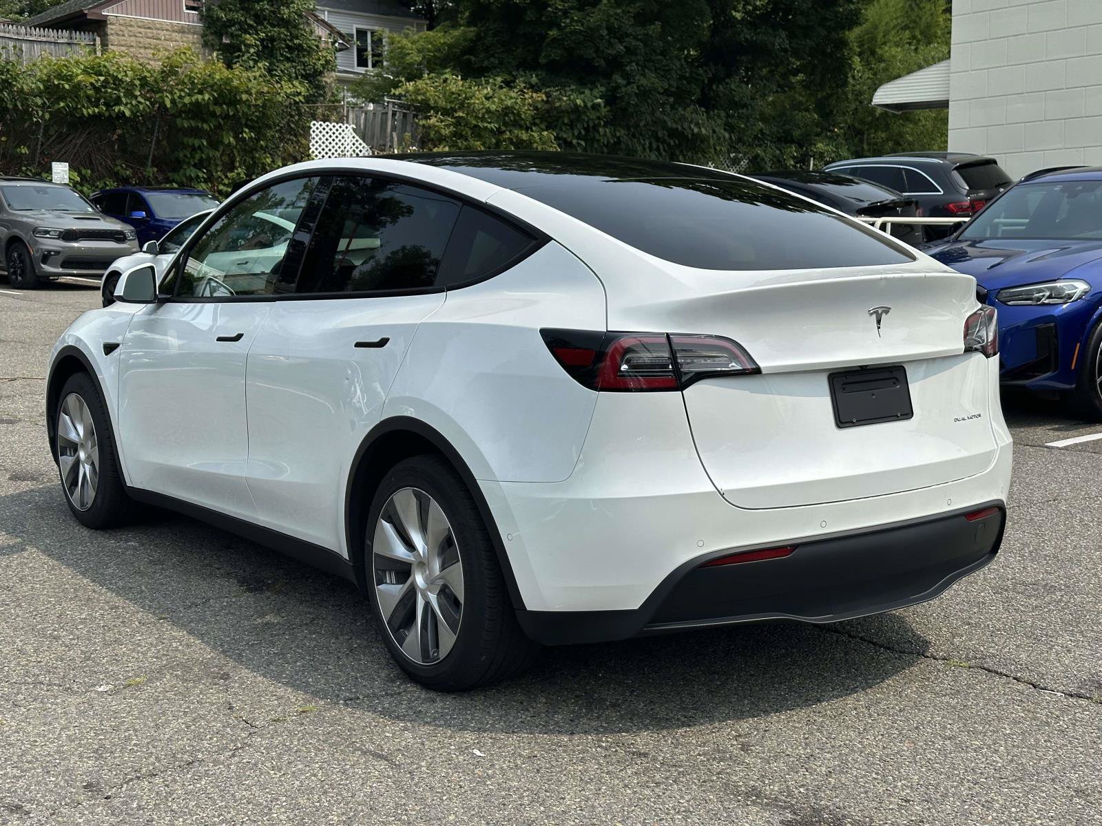 Used 2020 Tesla Model Y Long Range AWD/4WD image 5