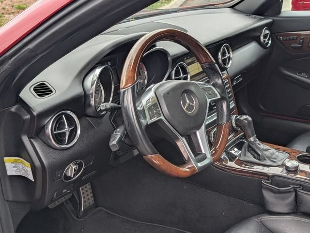 Used 2012 Mercedes-Benz SLK 350 image 13