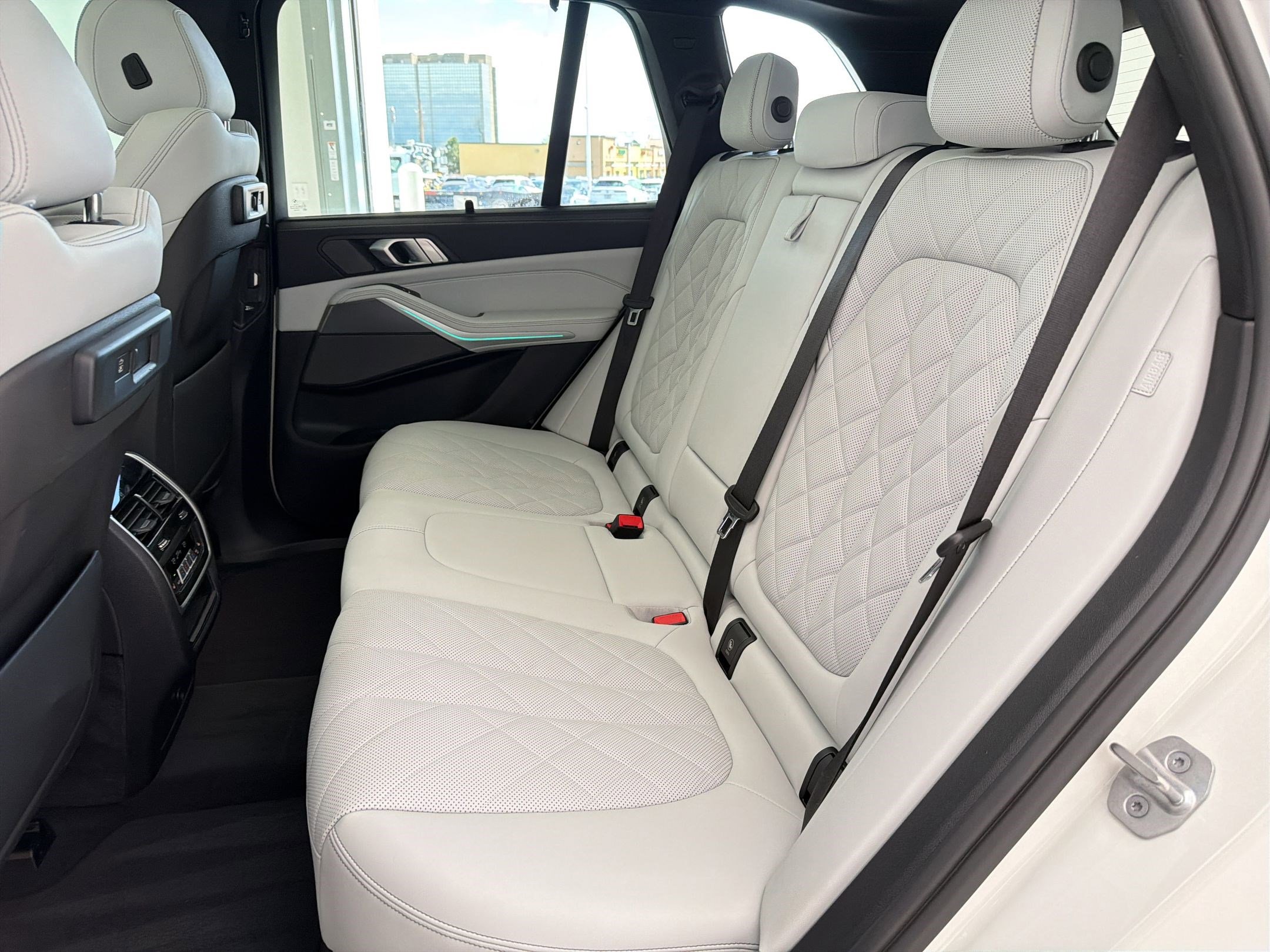 Certified 2023 BMW X5 xDrive45e w/ Executive Package image 15