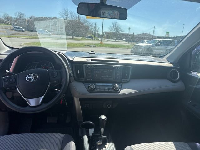 Used 2015 Toyota RAV4 XLE FWD image 26