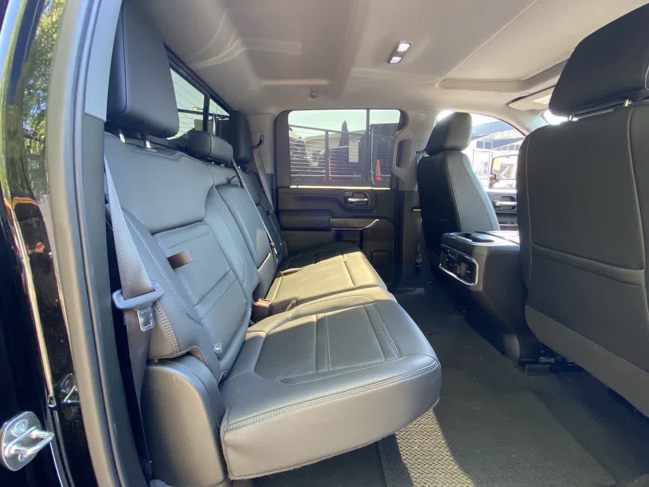 Used 2020 GMC Sierra 2500 Denali w/ Denali Ultimate Package AWD/4WD image 17