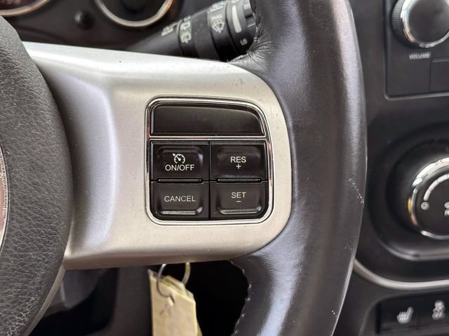 Used 2015 Jeep Compass High Altitude FWD image 22