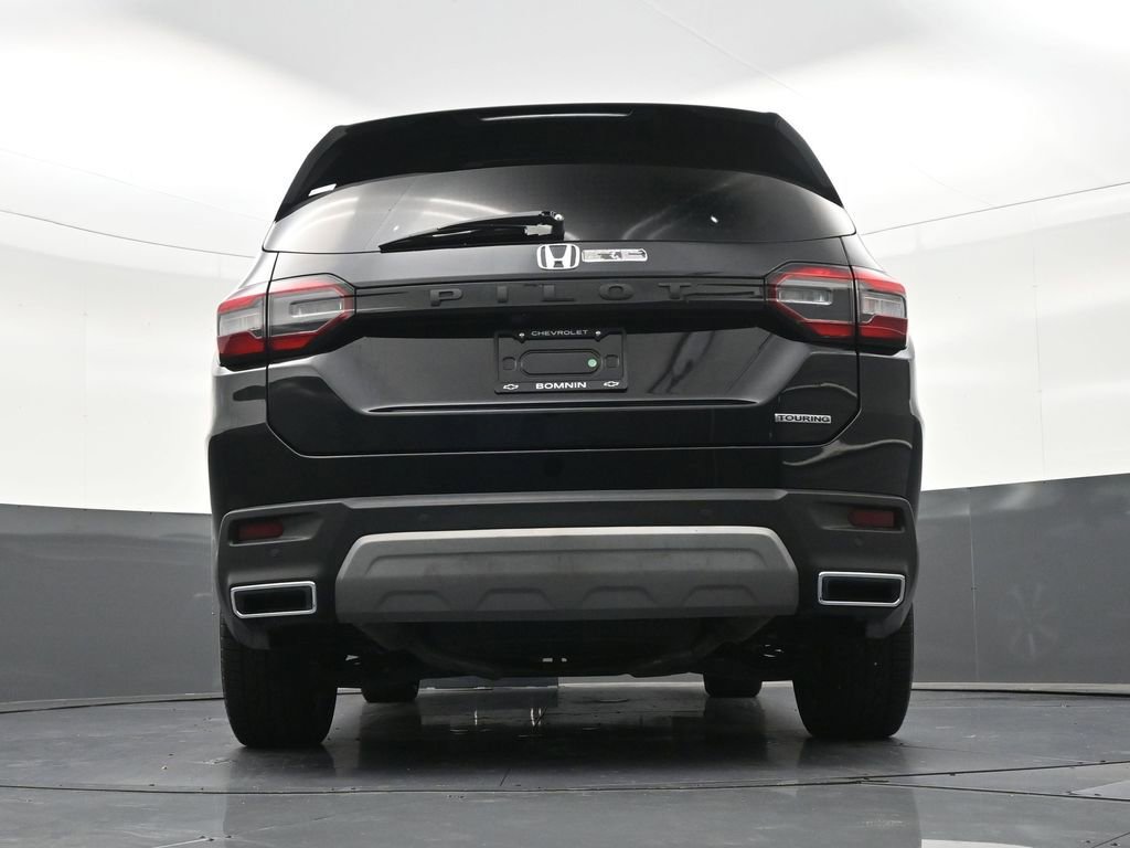 Used 2025 Honda Pilot Touring image 25